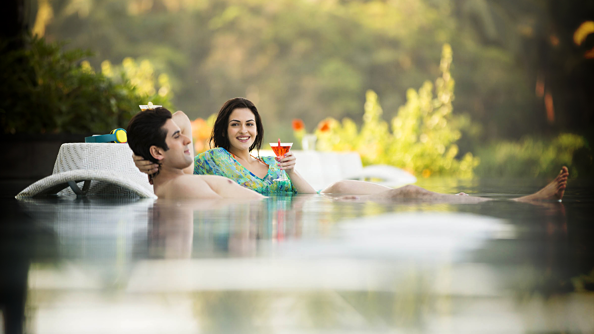 Swimming Pool with Kids Splash Pool